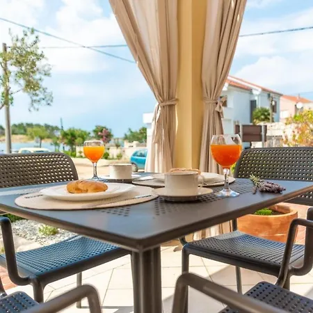 By The Sea Nin, Zadar - 5666 Apartman Nin