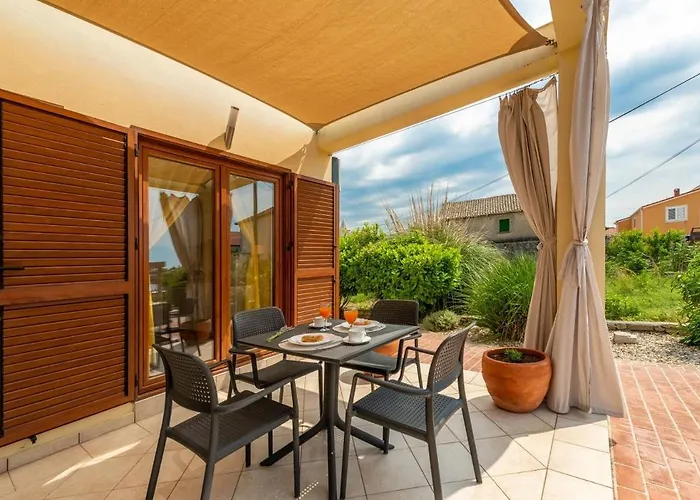 By The Sea Nin, Zadar - 5666 Apartman *