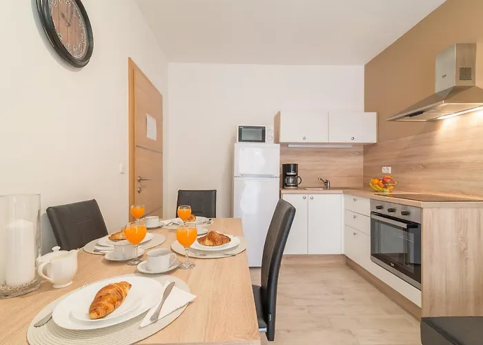 By The Sea Nin, Zadar - 5666 Apartman